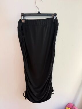 Black Ruched Drawstring Midi Dress - Women